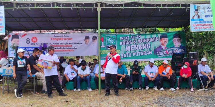 Sebahagian Besar Warung di Langkat Pasang Spanduk AMIN