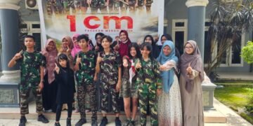 Nobar Film 1CM, Ratusan Siswa SDIT Iqra’ Stabat Tertegun