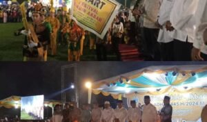 Pj Gubsu diwakili Sekretaris DPRD Sumut Dr Zulkifli SIP MM bersama anggota DPRD Sumut Wagirin Arman selaku pemrakarsa kegiatan dan Forkopimda, Forkopimca saat pembukaan Festival Takbir Akbar dan Pawai Obor di di Lapangan Desa Klambir V Kebun, Kecamatan Hamparan Perak, Kabupaten Deli Serdang, Sumatera Utara, Minggu (16/06/24) malam.