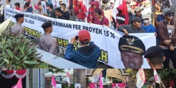 Diduga Terima Fee Proyek 15 Persen, KOMA PENA Desak KPK dan Kejagung Periksa Sugeng Riyanta Cs