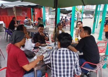 The East Coast of North Sumatra is Threatened by Trawling and Sea Sand Mining, NGOs Build Consolidation