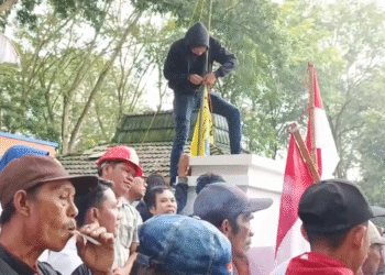 Ratusan Warga dari Tiga Desa di Langkat Tuntut Perbaikan Jalan