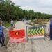 Jalan dan Jembatan ke Ekowisata Tangkahan Putus, Dishub Langkat Pasang Rambu Peringatan