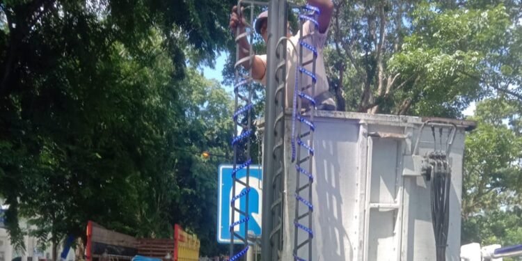 Lampu Hias di Stabat Padam, Kadishub: Banyak Kabel Putus Dipotong