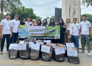 Gen Hijau dan ASAR Humanity Bagi Ratusan Paket Produk ‘Mama Suka’ di Stabat