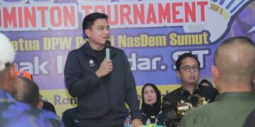 Ricky Anthony Panaskan Semangat NasDem Cup 2025, Aksi Servis Perdana Bikin Riuh Penonton