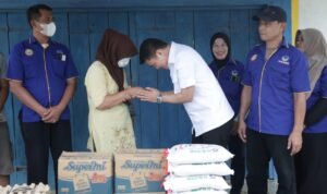 Ricky Anthony kunjungi keluarga korban kebakaran di Secanggang. Bawa bantuan dan dukungan moril sebagai wujud komitmen Partai NasDem hadir untuk masyarakat