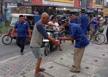 Meriahkan Ramadhan, KOMBAT Deli Serdang Bagi Takjil Sebulan Penuh