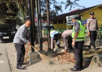 Laksanakan Korve di Sekolah SLB Stabat, Kapolres Lagkat: Sesuai Arahan Presiden RI
